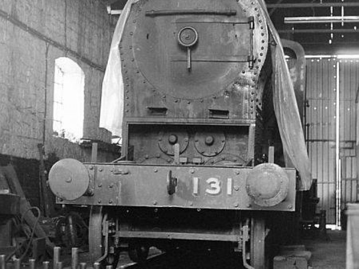 19/1/1991: No.131 locked in the engine shed at Mallow - taken in the gap between the doors. (D. Rowland)