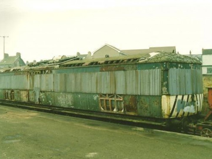 The railcar in its UTA livery with 'wasp' stripes, photographed at Whitehead Excursion Station in 1992.