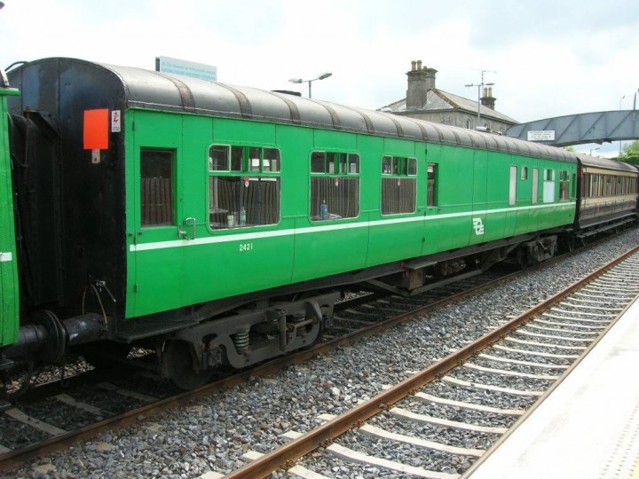 13/5/2007: 2421 at Dromod on the 'Garavogue' railtour to Sligo. (G.Owens)