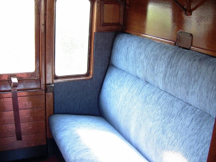 23/4/2011: First class compartment after restoration in walnut scumble. (M.Walsh)