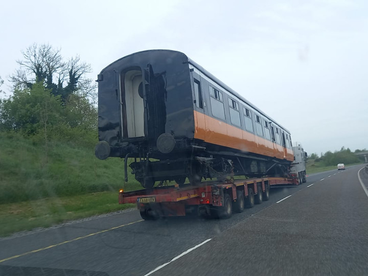 3/5/2023: The carriage has been repainted in black & tan livery and ownership passed to the Connemara Railway at Maam Cross. The carriage is seen being transferred from Inchicore to Co. Galway. (A. Larkin)
