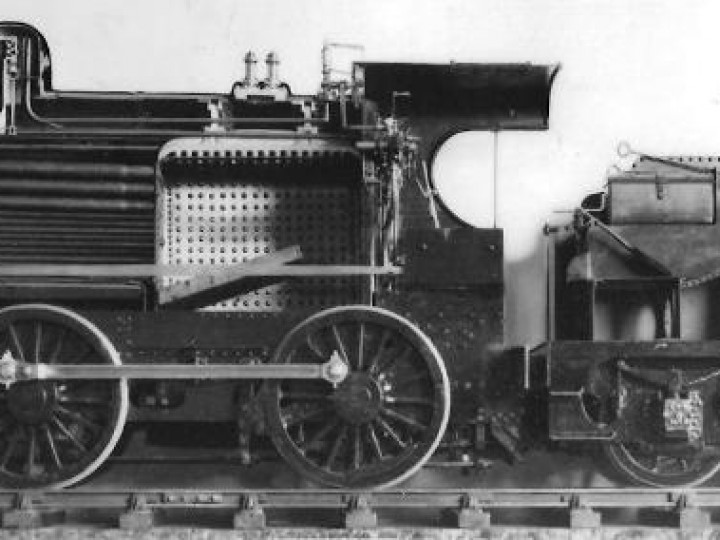 No.202 model, photographed at Dundalk in 1937 or 1938 for Meccano Magazine. (Duffner/GNR(I))