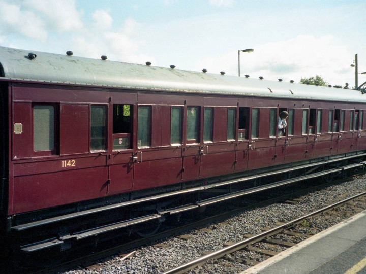 9/5/1998: 1142 at Bagenalstown. (R. Joanes)