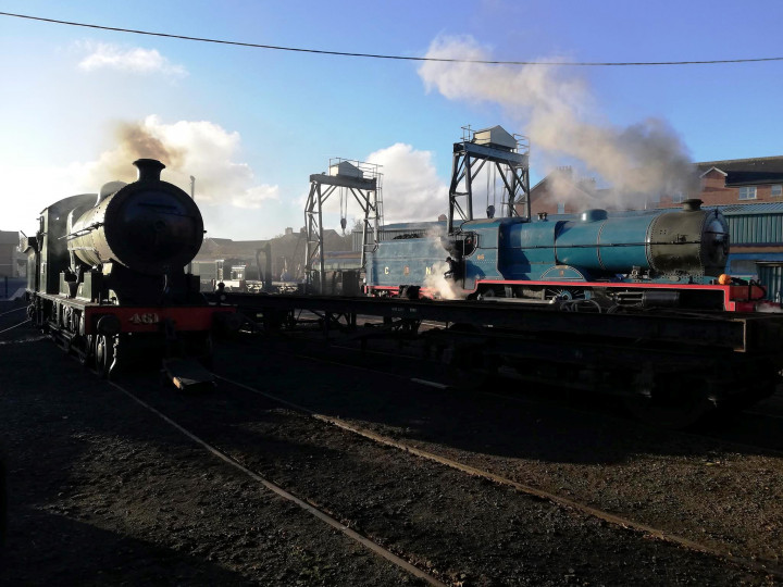 28/10/2018: No.461 and No.85, both in steam for the 'Broomstick Belle', have the gantries as a backdrop. (N. Ryan-Purcell)
