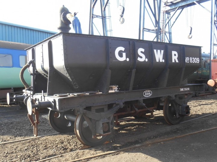8309 Ballast Wagon