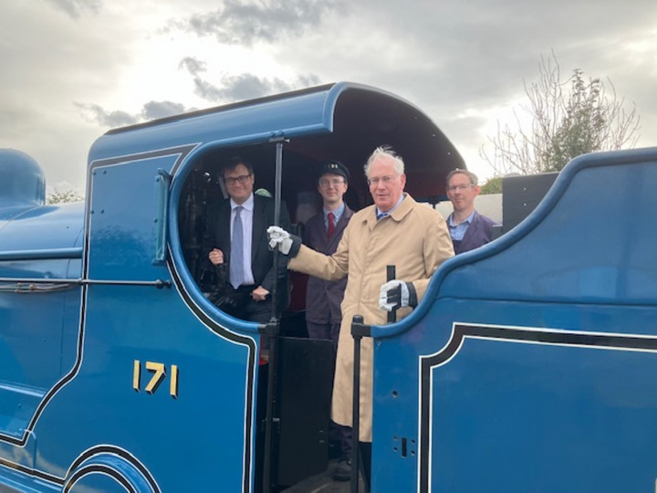 13/9/2024: HRH The Duke of Gloucester officially launches the locomotive back into traffic. (R. Morton)